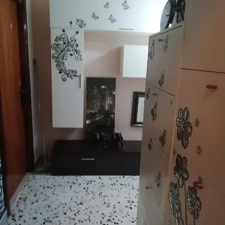 Sole Sica Apartment